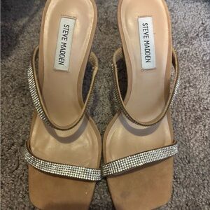 Steve Madden Brown Stiletto heels with rhinestone Silver Accents Womens 8.5 1/2